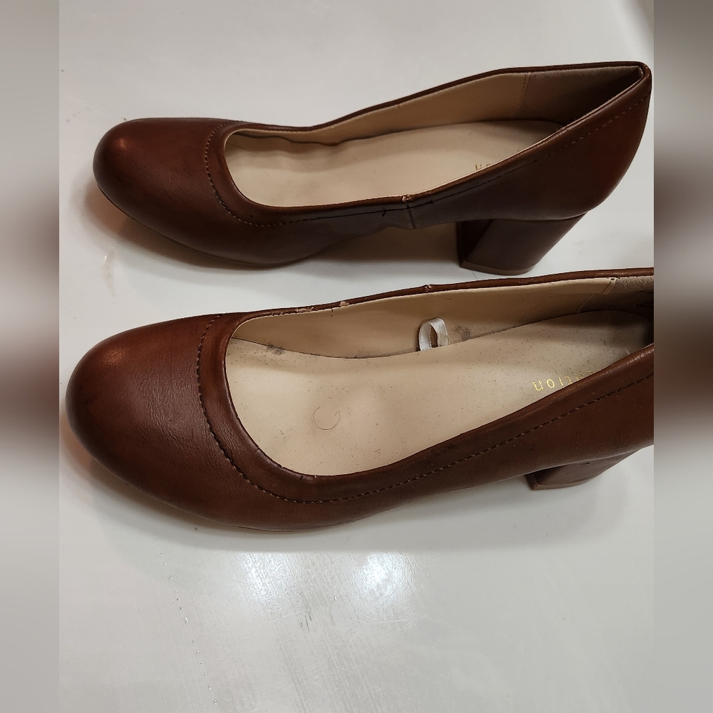 Attention Alexia Low Chunky Heel Pumps
